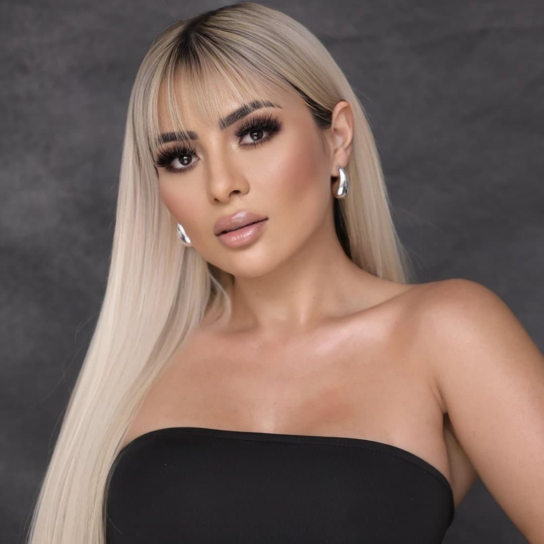Alejandra rojas — Lifestyle